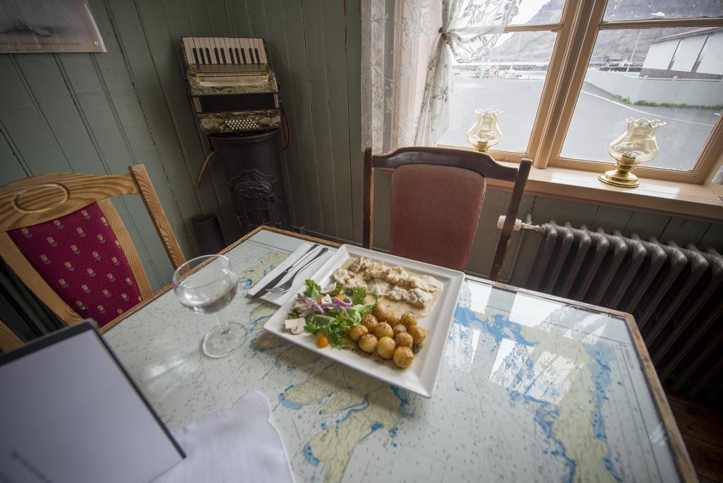 Einarshusid Guesthouse Bolungarvik Luaran gambar